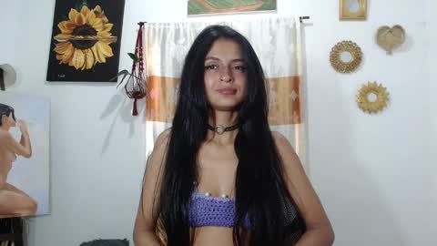 Snapshot of yemaya_28 chatting on January 25, 2025, 2:47 pm Yemaya 28 online show from January 25, 2025, 2:47 pm