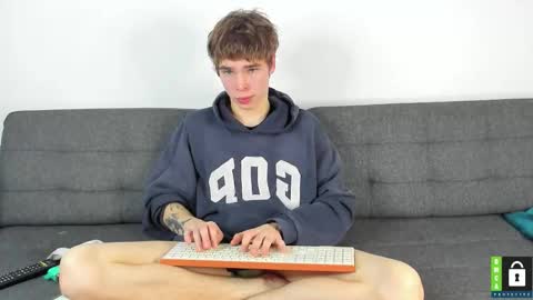 Yen online show from November 9, 2025, 7:56 pm