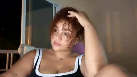 Snapshot of yera_sh chatting on January 10, 2026, 1:40 am YERA online show from January 10, 2026, 1:40 am