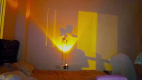 Snapshot of yera_sh chatting on January 18, 2026, 2:15 am YERA online show from January 18, 2026, 2:15 am