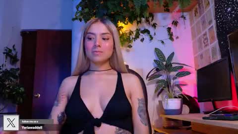 Snapshot of yeriawaddell_ chatting on November 14, 2025, 10:29 pm yeriawaddell online show from November 14, 2025, 10:29 pm