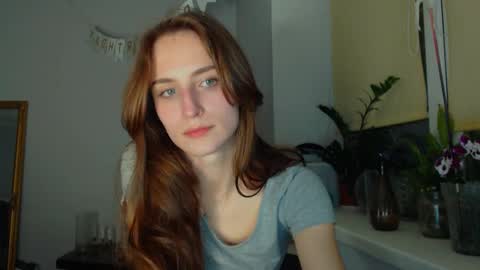 Zoe online show from March 5, 2025, 9:37 pm