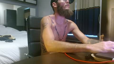 yesdaddy94404 online show from June 22, 2026, 1:19 pm