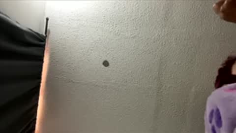 Yesika online show from March 17, 2026, 1:25 pm