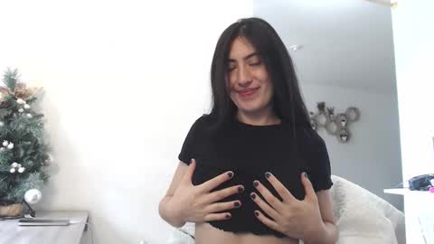 Snapshot of yesikacosta chatting on February 15, 2026, 5:09 pm yesikacosta online show from February 15, 2026, 5:09 pm