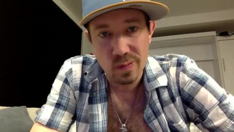 yesplesae online show from February 1, 2025, 8:39 am