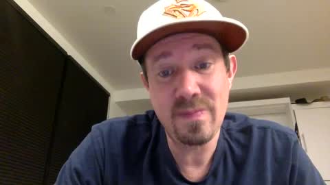 yesplesae online show from February 7, 2025, 4:59 am