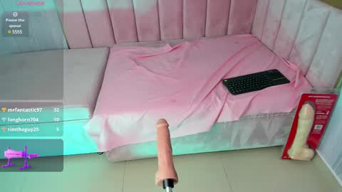 yess__daddy online show from February 15, 2025, 1:27 pm