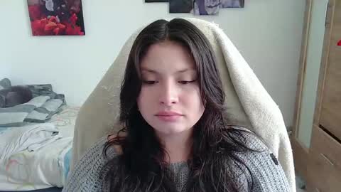 yessica_gomez01 online show from May 21, 2026, 9:22 pm