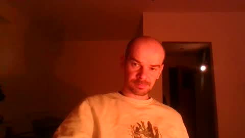 yewloo online show from January 18, 2026, 3:38 pm