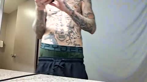 Snapshot of yfwb69xxx chatting on October 16, 2025, 2:12 am yfwb69xxx online show from October 16, 2025, 2:12 am