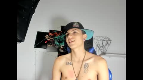 yherferson_45 online show from April 19, 2026, 5:07 am