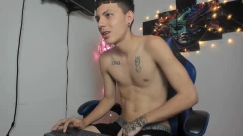 yherferson_45 online show from April 21, 2026, 6:20 am