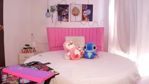 Snapshot of yised_vegas chatting on November 27, 2025, 4:31 pm yised online show from November 27, 2025, 4:31 pm