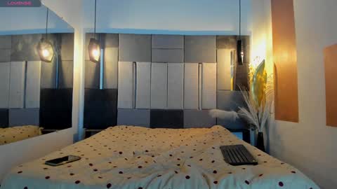 Snapshot of yizus_bonz chatting on December 28, 2024, 11:16 pm yizus_bonz online show from December 28, 2024, 11:16 pm