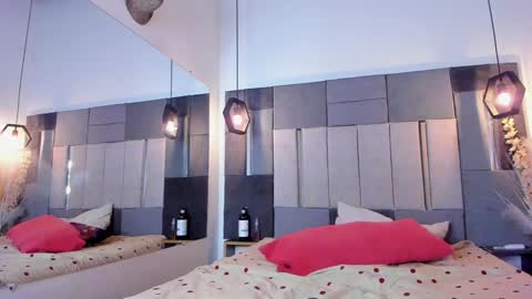 Snapshot of yizus_bonz chatting on February 9, 2025, 4:04 am yizus_bonz online show from February 9, 2025, 4:04 am