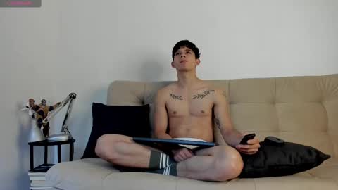 Snapshot of yizus_bonz chatting on September 11, 2025, 10:43 pm yizus_bonz online show from September 11, 2025, 10:43 pm