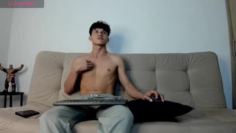 Snapshot of yizus_bonz chatting on October 2, 2025, 11:45 pm yizus_bonz online show from October 2, 2025, 11:45 pm