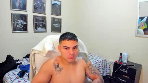 Snapshot of yker18 chatting on December 17, 2024, 9:39 am yker online show from December 17, 2024, 9:39 am