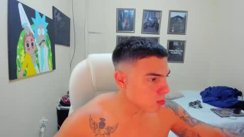 Snapshot of yker18 chatting on January 4, 2025, 8:06 am yker online show from January 4, 2025, 8:06 am