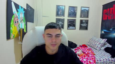 Snapshot of yker18 chatting on September 29, 2025, 2:06 am yker online show from September 29, 2025, 2:06 am