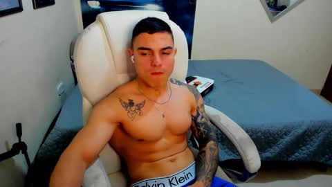 Snapshot of yker18 chatting on October 27, 2025, 4:05 am yker online show from October 27, 2025, 4:05 am