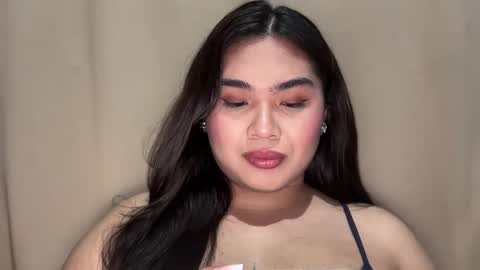 Snapshot of yllanahard chatting on December 15, 2024, 6:15 pm yllana love online show from December 15, 2024, 6:15 pm