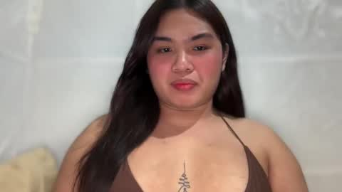 Snapshot of yllanahard chatting on January 3, 2025, 8:01 pm yllana love online show from January 3, 2025, 8:01 pm