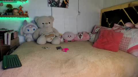 lucy online show from November 11, 2025, 7:52 am