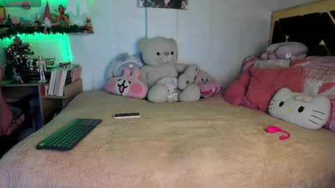 lucy online show from November 18, 2025, 6:18 am