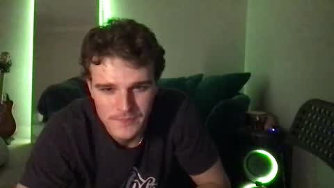 yngdesire1 online show from December 1, 2025, 9:03 am