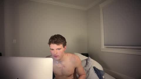 yngdesire1 online show from January 6, 2026, 1:53 am