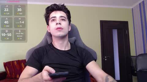 Snapshot of yofukashi chatting on October 17, 2025, 8:39 am yofukashi online show from October 17, 2025, 8:39 am