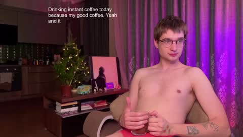 Snapshot of yoga_pizza_420 chatting on December 27, 2024, 4:26 am Max online show from December 27, 2024, 4:26 am