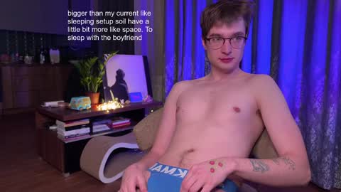 Snapshot of yoga_pizza_420 chatting on January 16, 2025, 4:28 am Max online show from January 16, 2025, 4:28 am