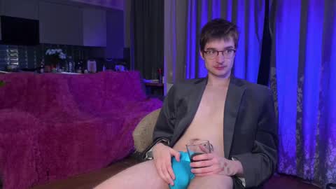 Snapshot of yoga_pizza_420 chatting on February 14, 2025, 4:26 am Max online show from February 14, 2025, 4:26 am