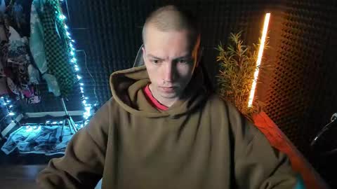 Snapshot of yoi_aji chatting on October 13, 2025, 4:45 am You can ask my name in pm online show from October 13, 2025, 4:45 am