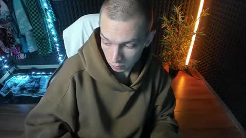 Snapshot of yoi_aji chatting on October 17, 2025, 5:32 am You can ask my name in pm online show from October 17, 2025, 5:32 am