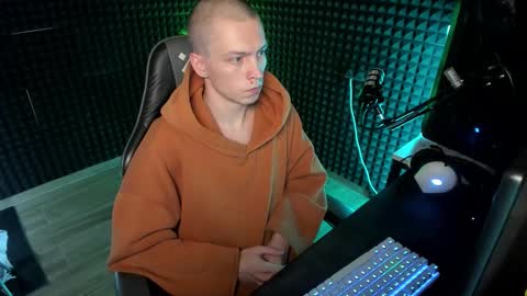 Snapshot of yoi_aji chatting on November 22, 2025, 5:01 pm You can ask my name in pm online show from November 22, 2025, 5:01 pm