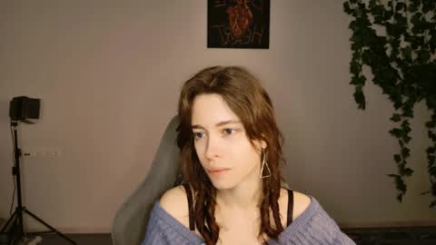 yoka_paradoxxx online show from October 14, 2025, 5:08 am