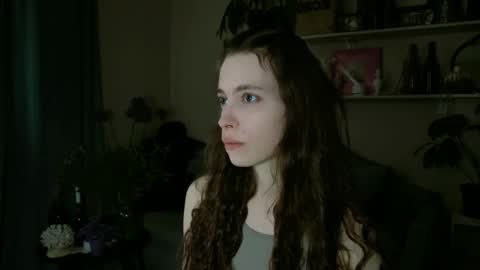 Snapshot of yoka_paradoxxx chatting on May 31, 2026, 10:22 am yoka_paradoxxx online show from May 31, 2026, 10:22 am