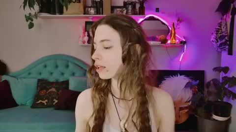 yoka_paradoxxx online show from June 29, 2026, 11:32 am