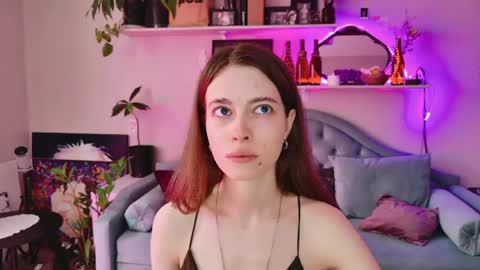 yoka_paradoxxx online show from July 3, 2026, 10:10 am