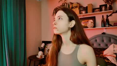 yoka_paradoxxx online show from July 17, 2026, 9:27 am