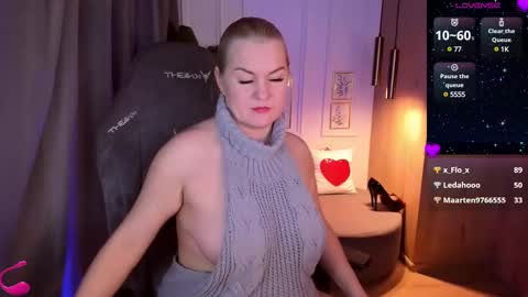 Snapshot of yolanda_kiss chatting on February 27, 2025, 11:15 pm Yolanda online show from February 27, 2025, 11:15 pm