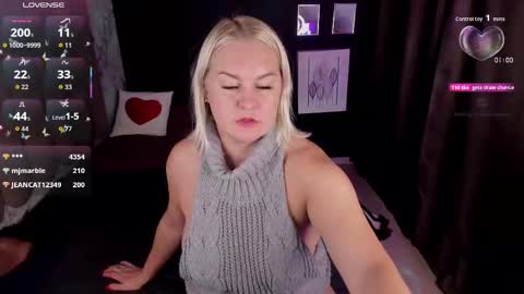 Snapshot of yolanda_kiss chatting on October 7, 2025, 9:28 am Yolanda online show from October 7, 2025, 9:28 am