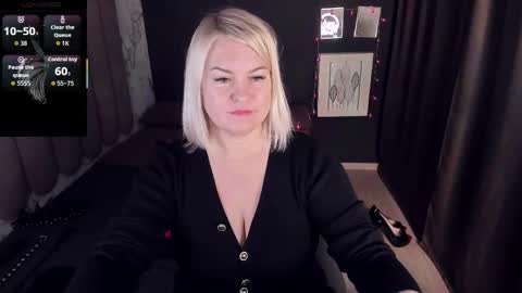 Snapshot of yolanda_kiss chatting on October 21, 2025, 8:09 pm Yolanda online show from October 21, 2025, 8:09 pm