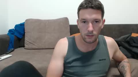 yone23 online show from October 31, 2025, 10:55 pm