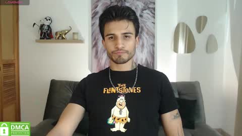 yoshy_man online show from December 23, 2024, 3:29 am