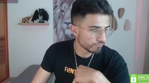 yoshy_man online show from January 30, 2025, 4:16 am